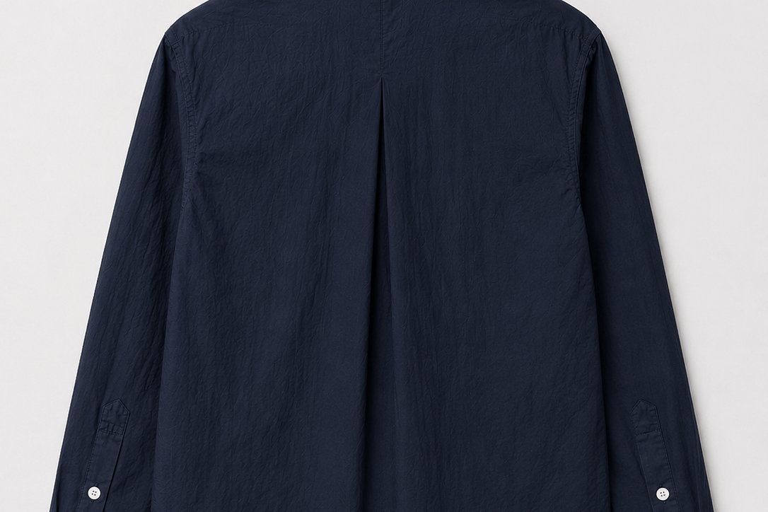 LA VOILE BLEUE — view 2