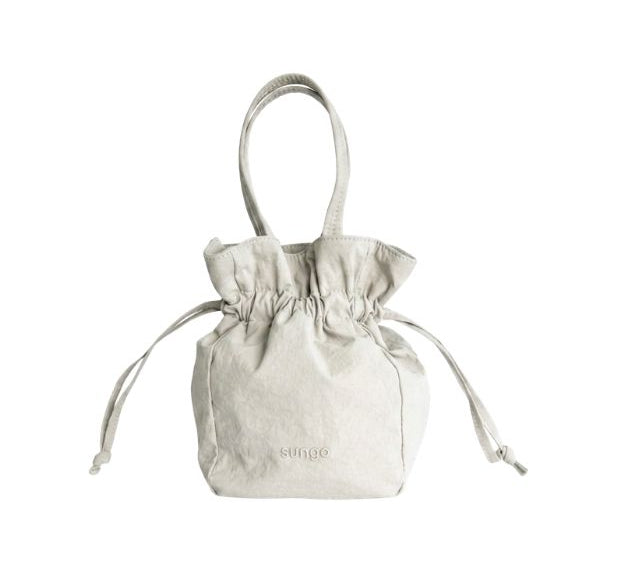 SUNGO Jessie Drawstring Bag กระเป๋าถือเชือกรูดผ้าไนลอน — view 3